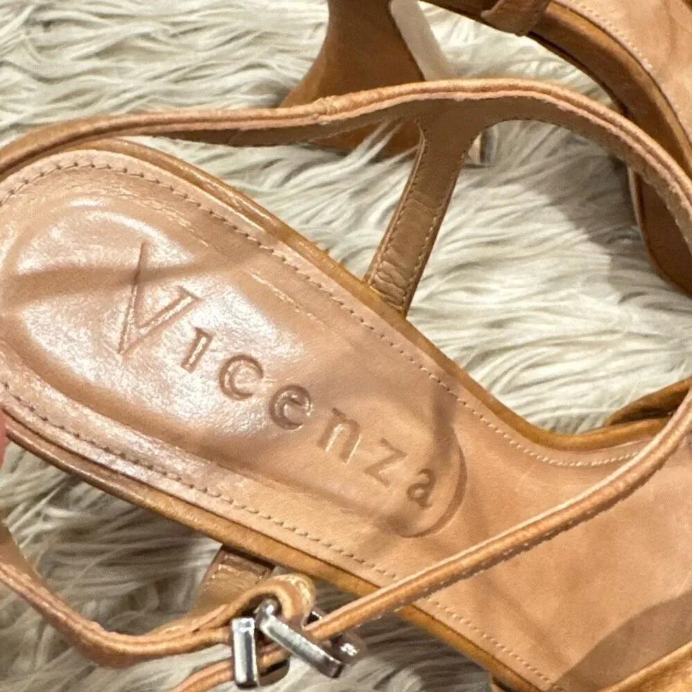 Vicenza knotted Heels size 37 (7.5)